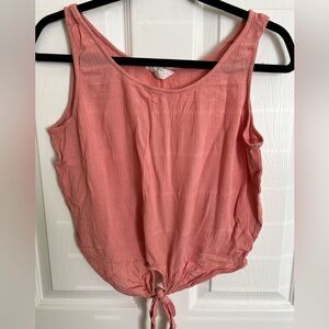 Pink tank top